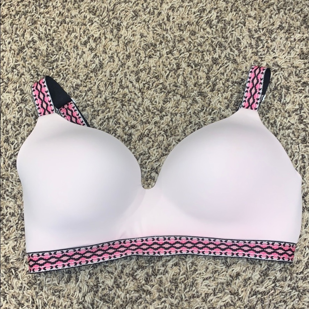 Victoria secret T-Short Wireless Bra Size 36DD